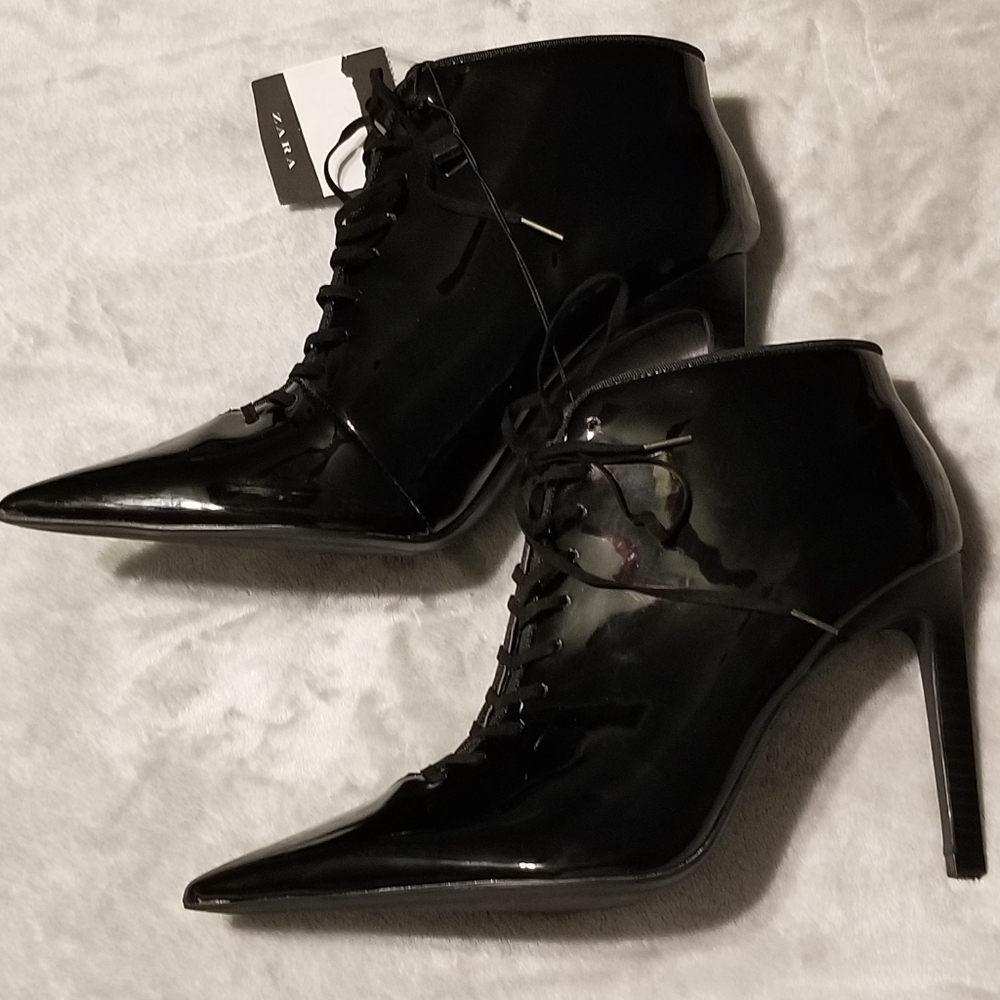ZARA Trafaluc Patent Finish Ankle Boots 38EU/7.5US